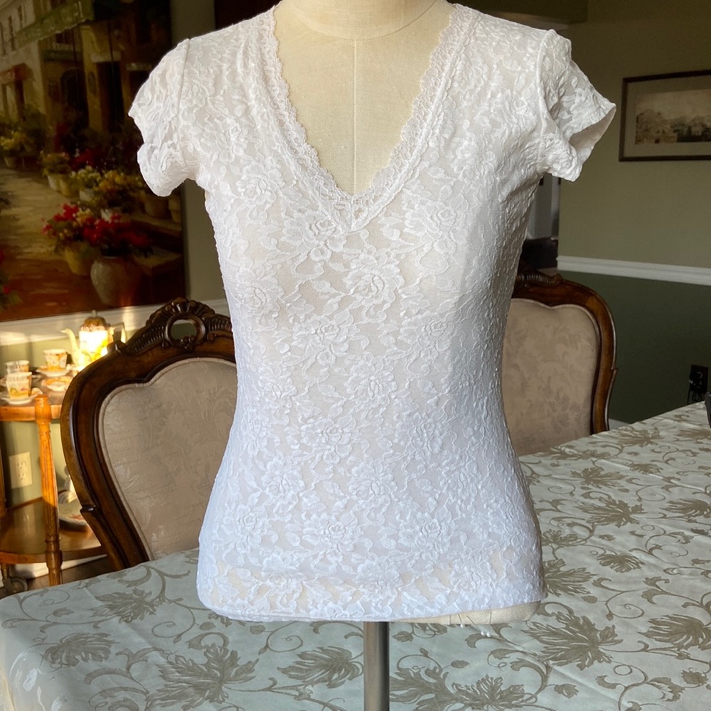 Womens WHBM lace shirt. Fitted and fully lined. Small.